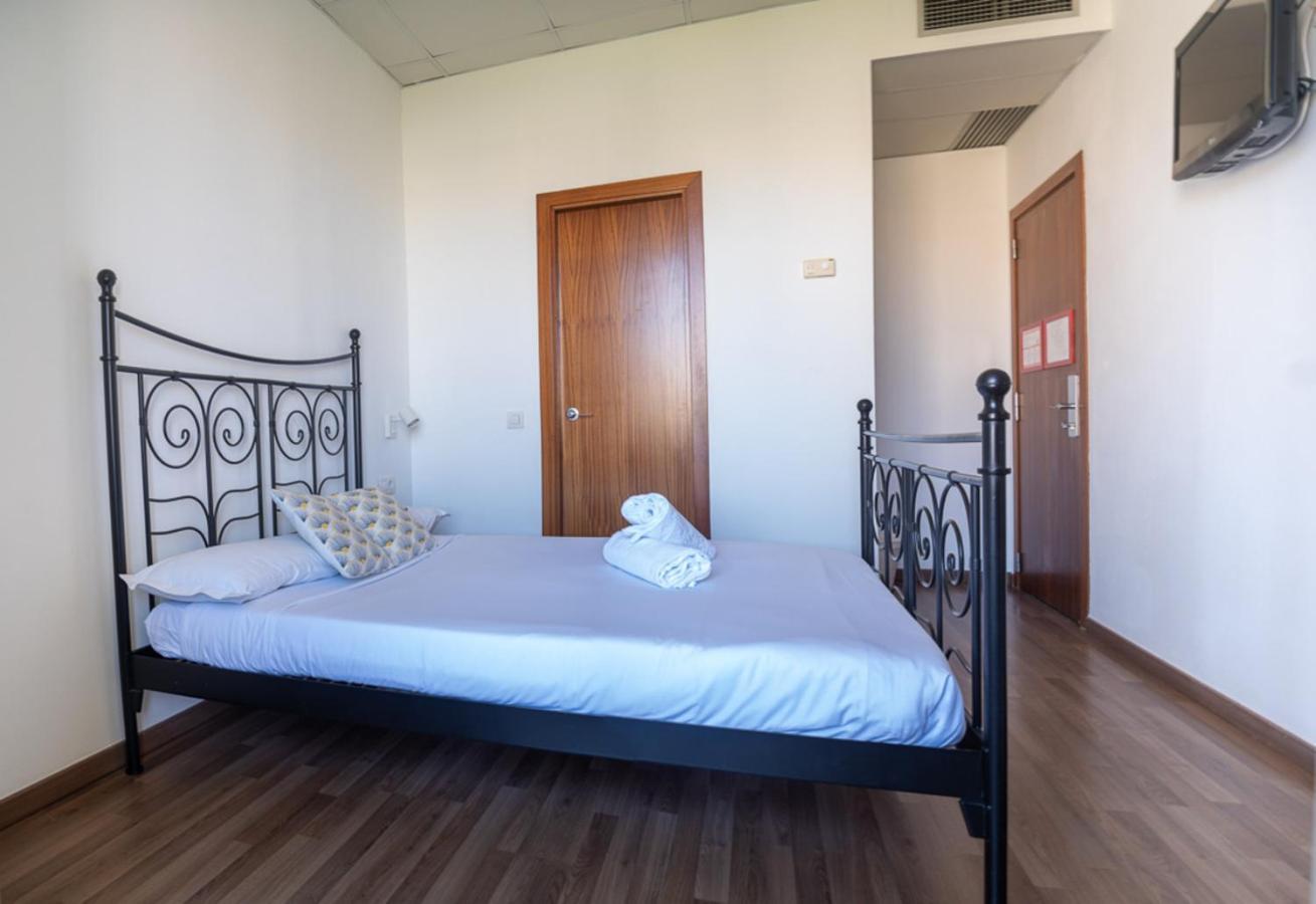 Safestay Barcelona Passeig De Gracia (Adults Only) Zewnętrze zdjęcie