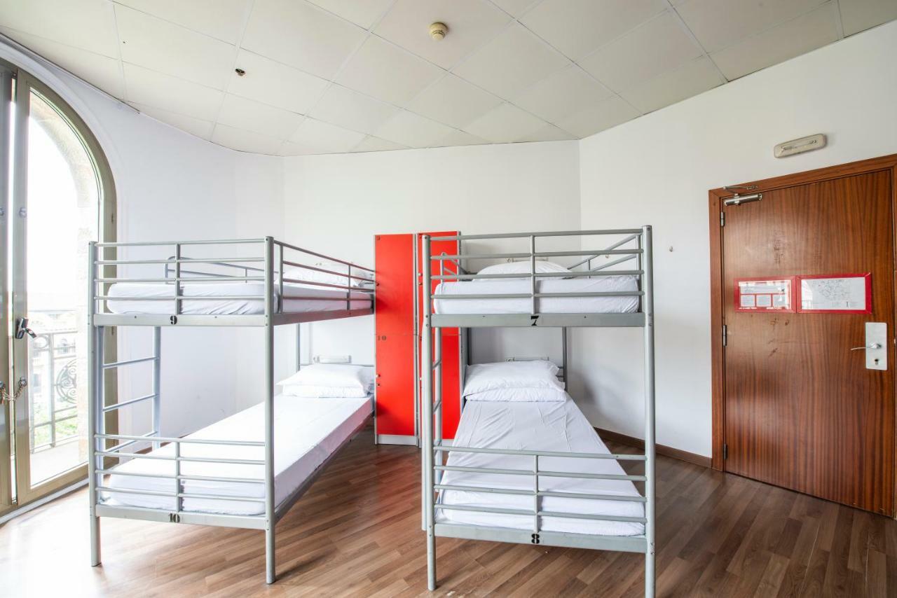 Safestay Barcelona Passeig De Gracia (Adults Only) Zewnętrze zdjęcie