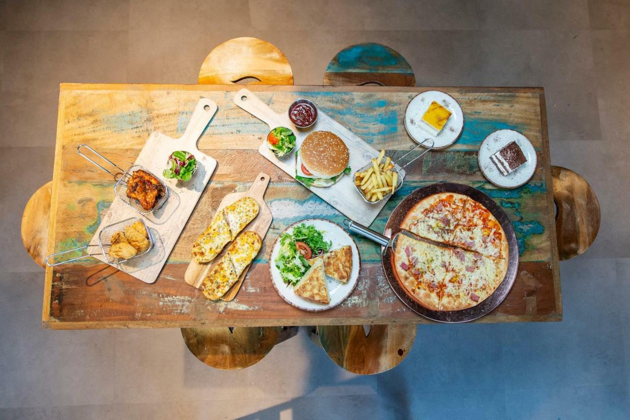 Safestay Barcelona Passeig De Gracia (Adults Only) Zewnętrze zdjęcie